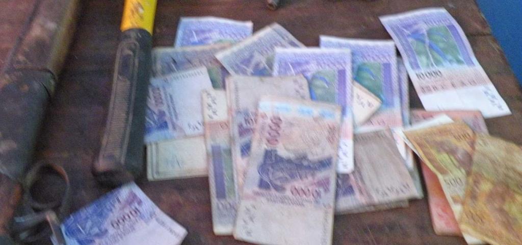 Kidira : 14 millions en faux billets de FCfa saisis sur deux Nigérians et un Malien