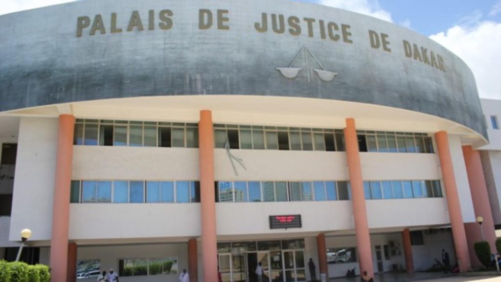 Tribunal de Dakar, l\'enfer des salles d\'audience