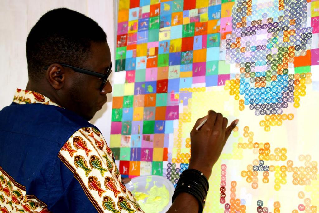 Pleins feux sur l\'artiste Alioune Diagne qui a vendu aux enchères deux toiles à près de 119 millions 